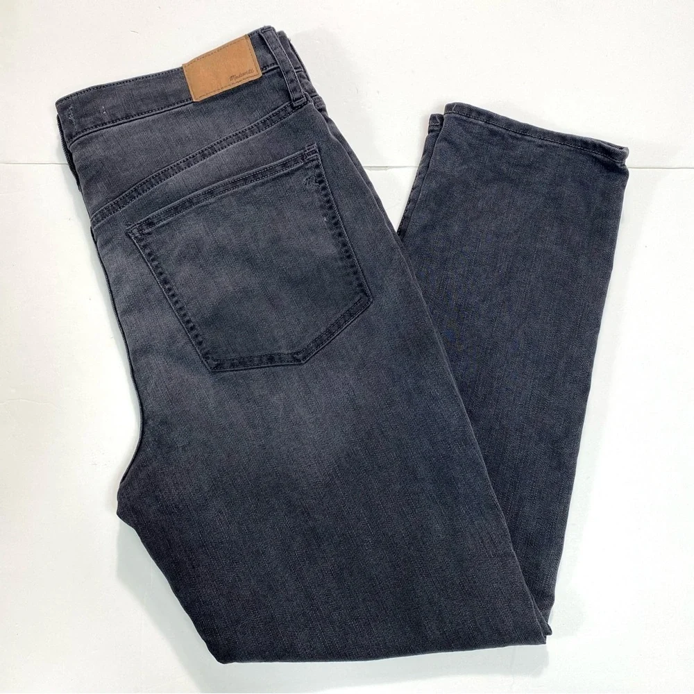 Madewell The Perfect Vintage Jean in Lunar Wash Washed Black Size 31 Style N0591